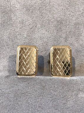 10k Gold Rectangular Cufflinks - Classic Men's Accessory